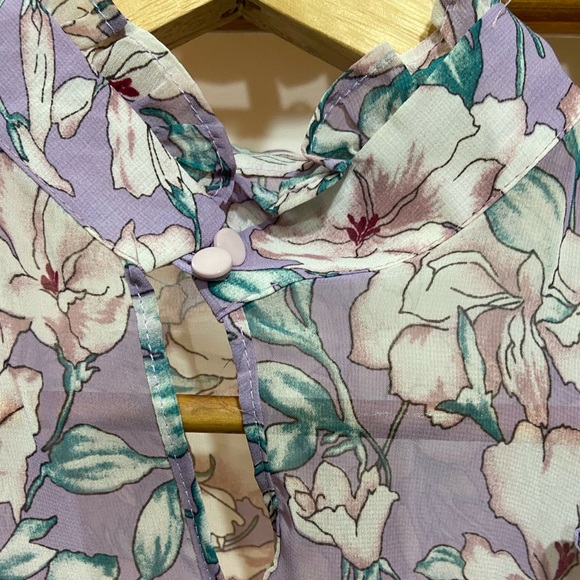 Floral Print Korean Tops .Size - L (Fit S-L) - Picture 9 of 9